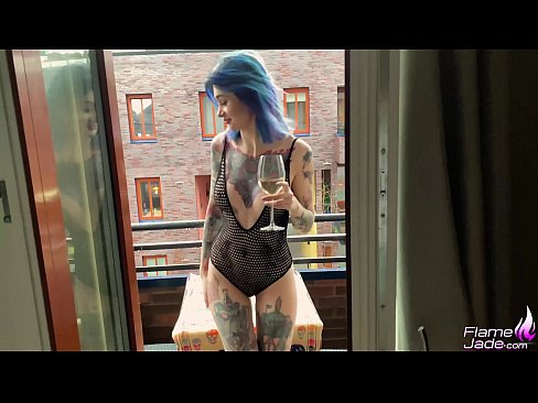 ❤️ திறந்த வானத்தின் கீழ் ஒரு குலுக்கல் மற்றும் உணர்ச்சியுடன் குடுக்கும் அற்புதமான பெண் ❌ சூப்பர் செக்ஸ் ஆபாசத்தில் ta.pornjk.ru ❌️❤